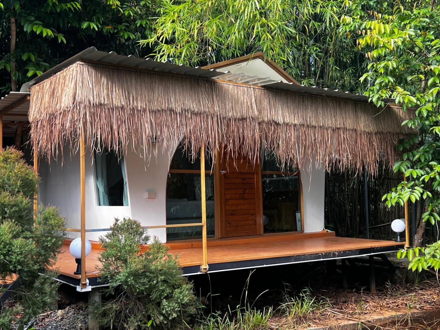 Baan Nai Baan Nok Resort Накхоннайок Экстерьер фото