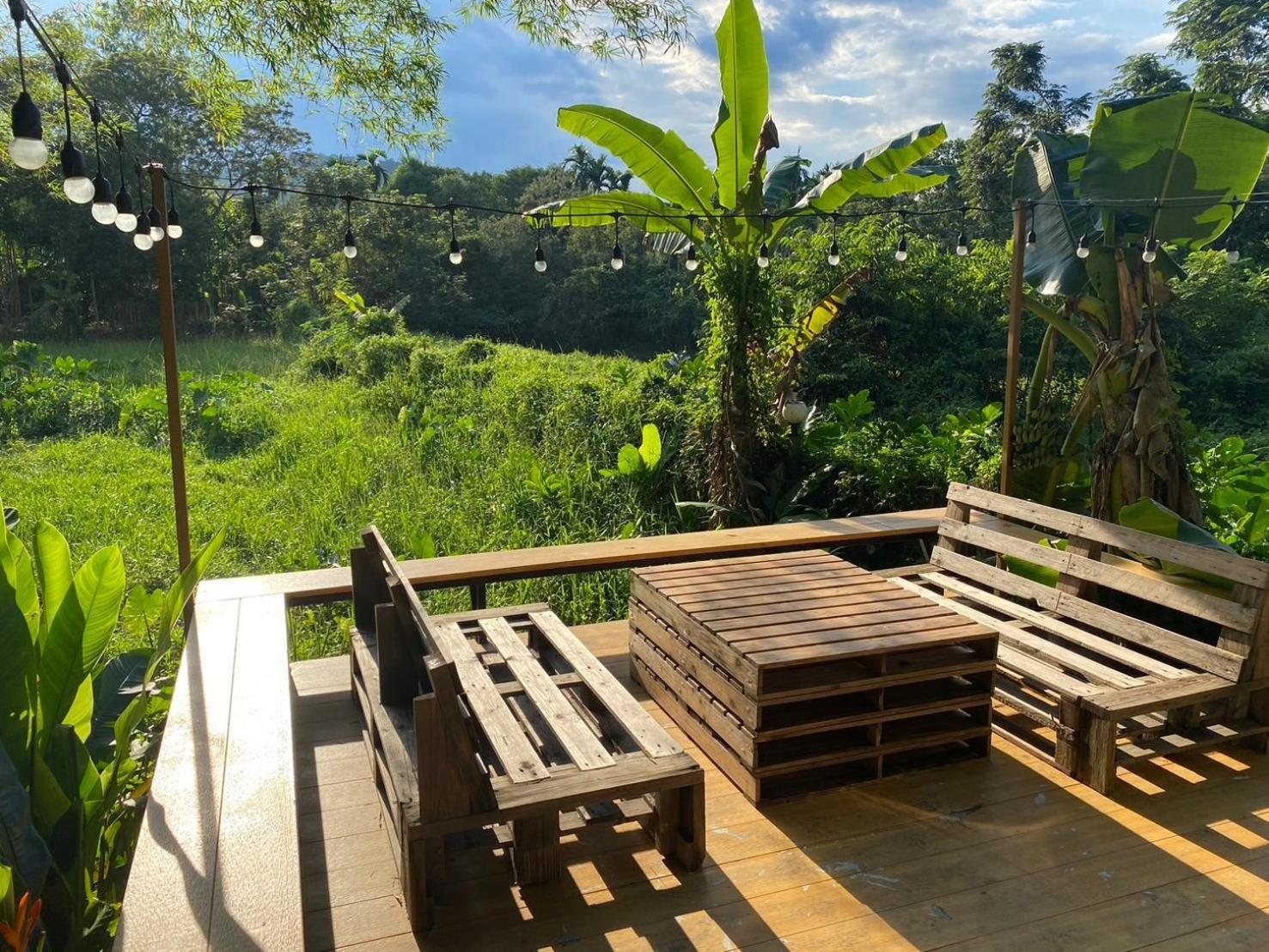 Baan Nai Baan Nok Resort Накхоннайок Экстерьер фото