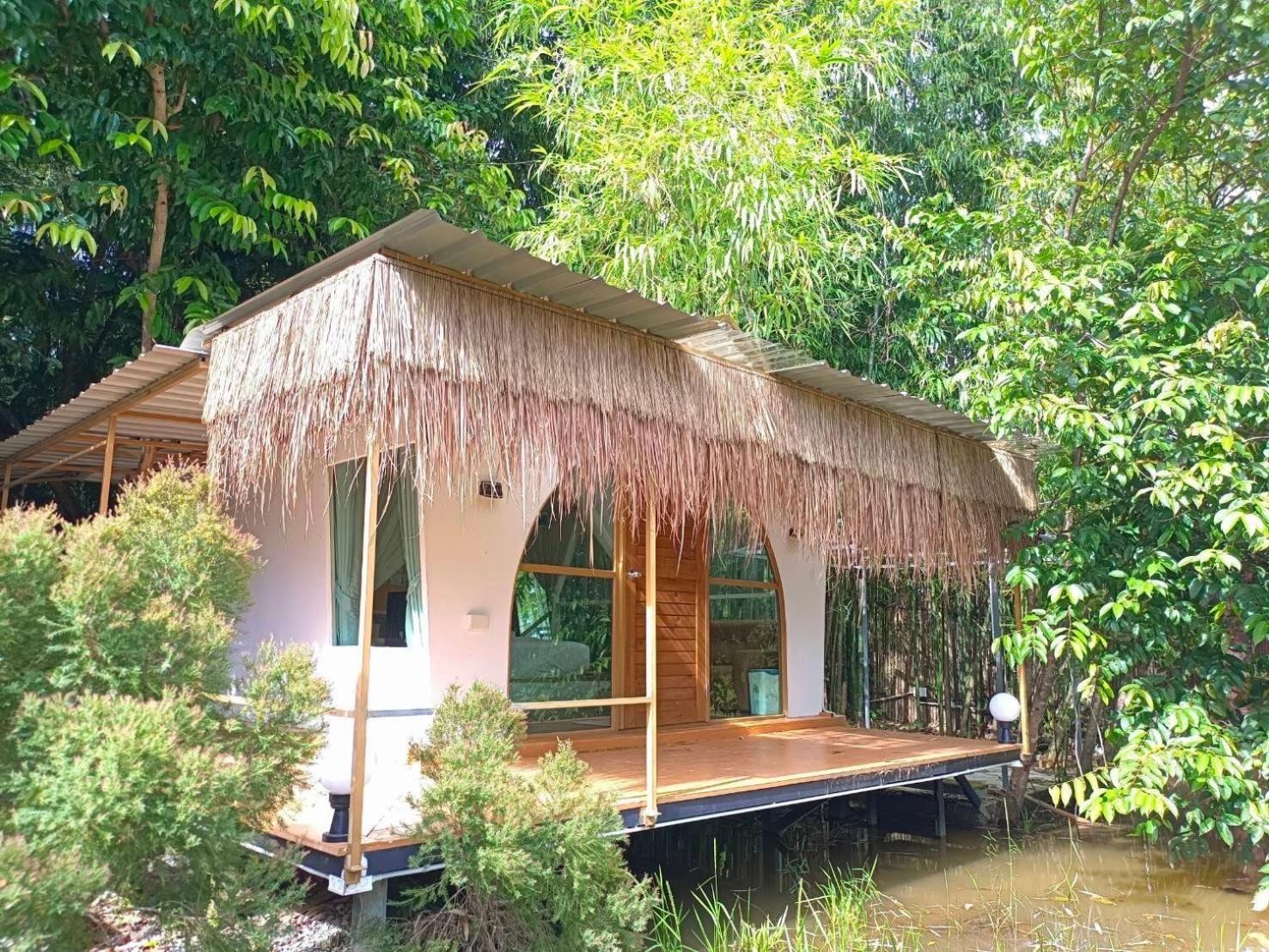 Baan Nai Baan Nok Resort Накхоннайок Экстерьер фото